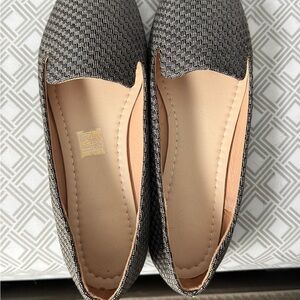 SHEIN Black and Cream Women's Loafers